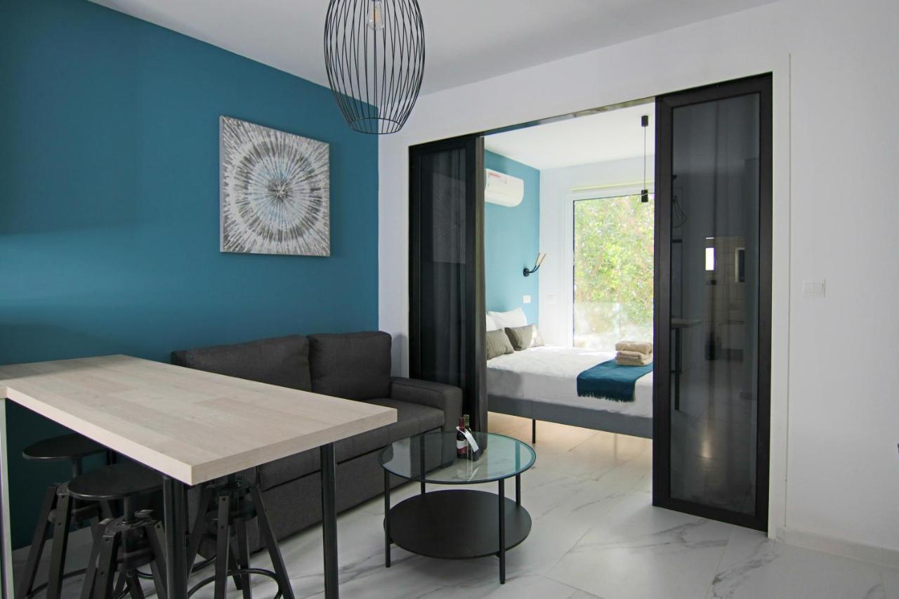 Phaedrus Living Seaside Romantic Flat Limnaria 123 Paphos Exterior photo